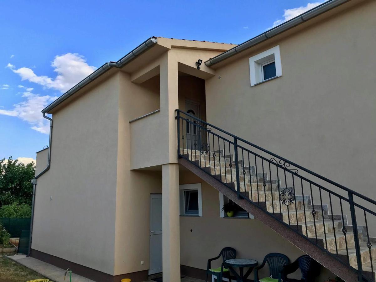 Apartman Laura Tribalj Εξωτερικό φωτογραφία
