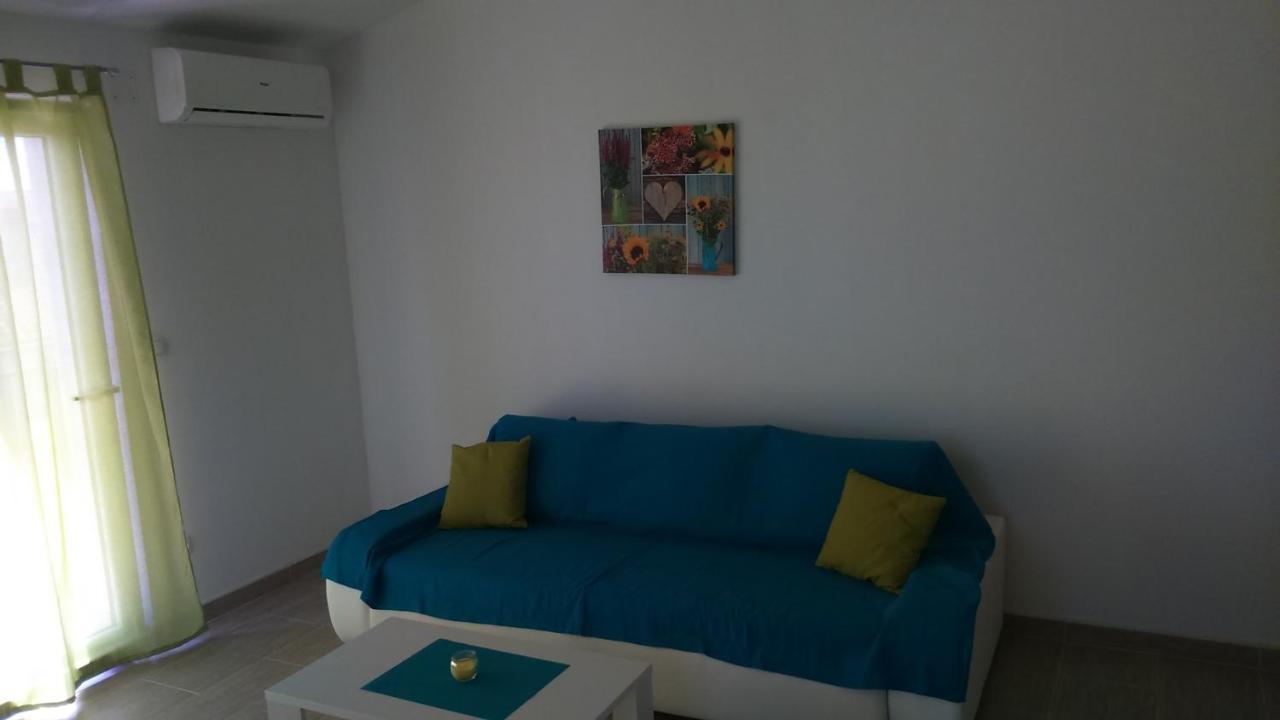 Apartman Laura Tribalj Εξωτερικό φωτογραφία