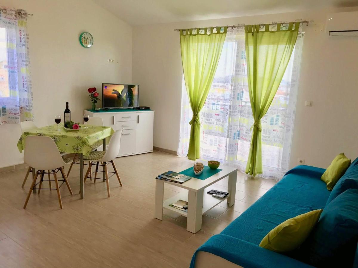 Apartman Laura Tribalj Εξωτερικό φωτογραφία
